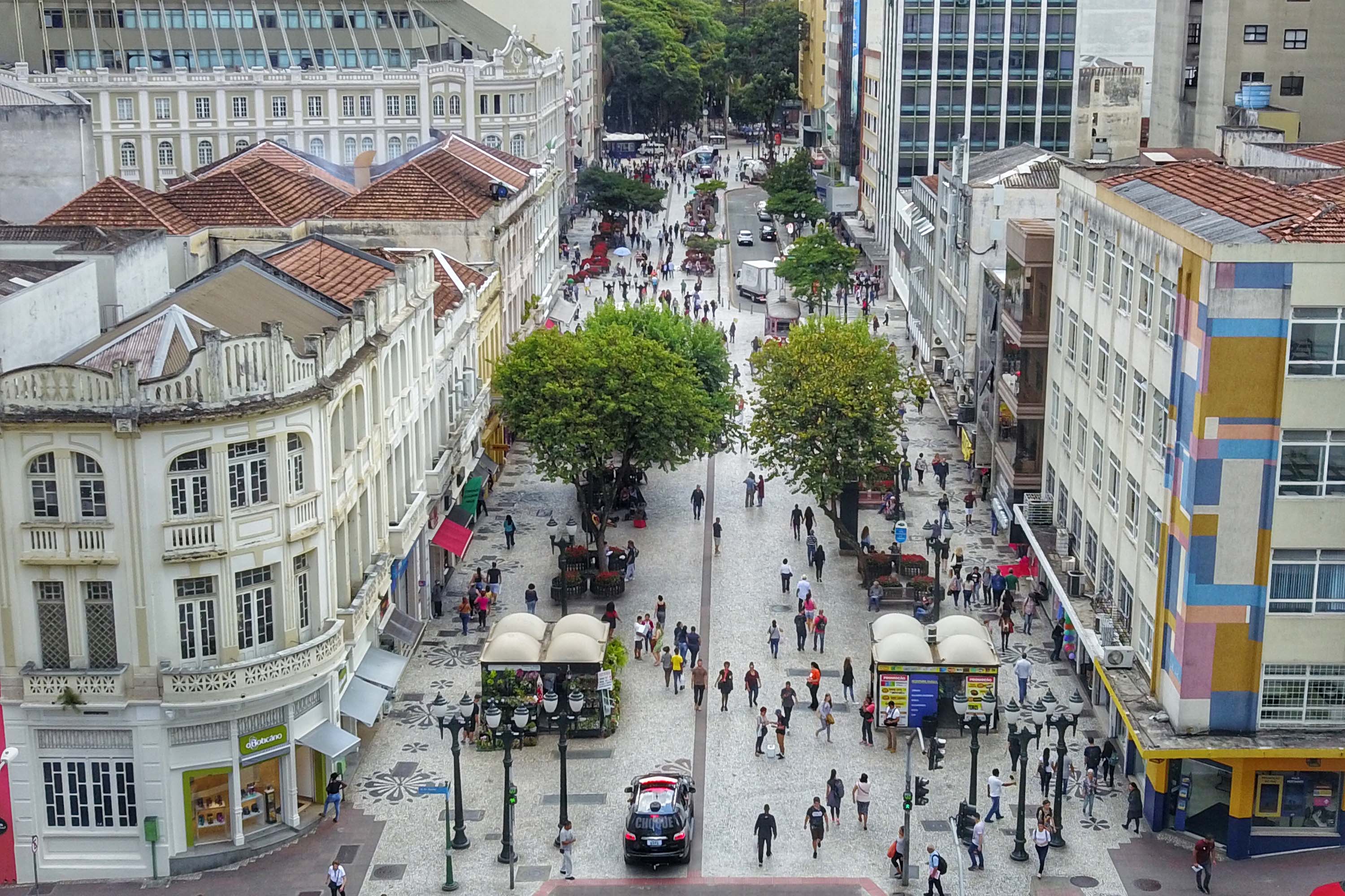Paraná alcança saldo de 78 mil novas empresas registradas na Junta Comercial no primeiro semestre de 2023