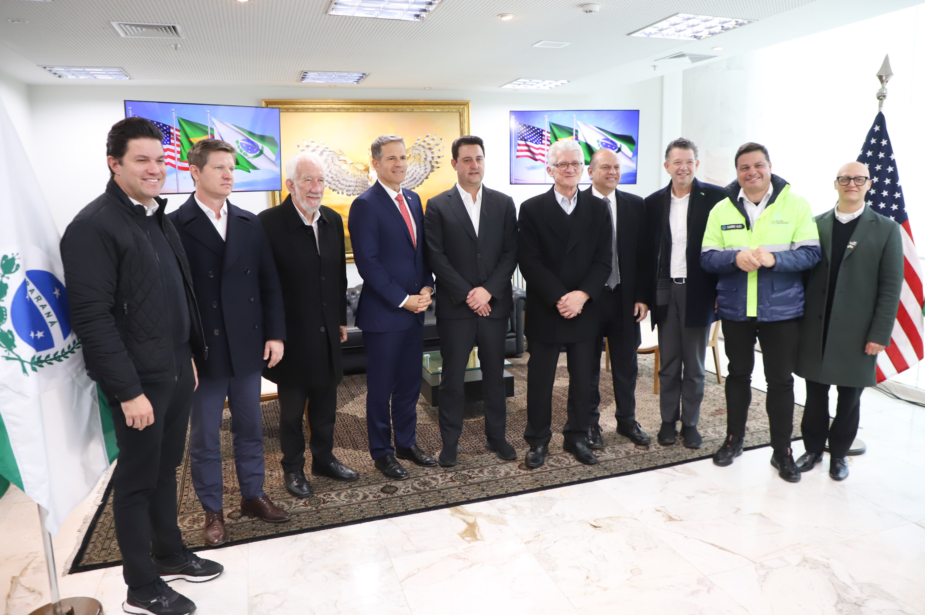 Governador Ratinho Junior apresenta potenciais do Paraná ao cônsul-geral dos EUA