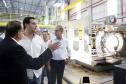 Governador Carlos Massa Ratinho Junior e o secretário de Indústria, Comércio e Serviços, Ricardo Barros,  na inauguração da nova planta industrial da Cimflex, em Maringá.