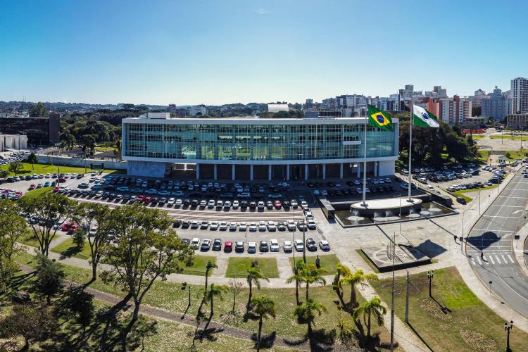 Palácio Iguaçu, sede do Poder Executivo.