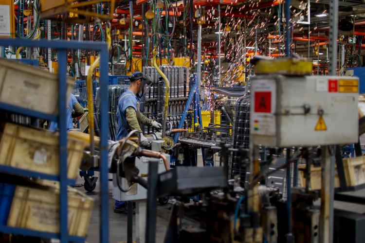 Paraná tem maior crescimento industrial do Brasil em março, 5 vezes acima da média nacional Foto: Gilson Abreu/Arquivo AEN Paraná tem maior crescimento industrial do Brasil em março, 5 vezes acima da média nacional
