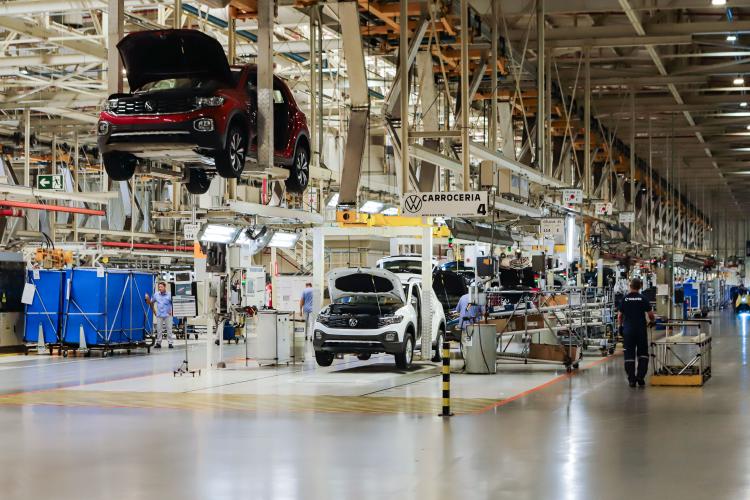 Indústria do Paraná cresce 5,3% em 2025