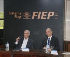 Visita do secretário da Indústria, Comércio e Serviços, Ricardo Barros, ao presidente da Fiep, Carlos Valter Matins Pedro.