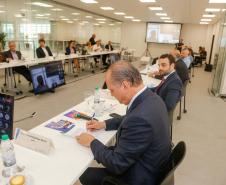 Secretário estadual de Indústria, Comércio e Serviços, Ricardo Barros, toma posse no assento do Governo do Paraná no Conselho Deliberativo do Sebrae-PR. Foto: Seic