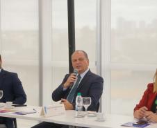 Secretário estadual de Indústria, Comércio e Serviços, Ricardo Barros, toma posse no assento do Governo do Paraná no Conselho Deliberativo do Sebrae-PR. Foto: Seic