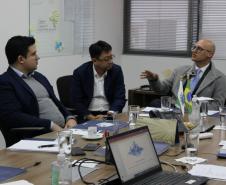 Paraná recebe grupos empresariais da China interessados em novos negócios