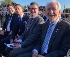 Comitiva do Paraná participa da posse do presidente do Paraguai para estreitar ainda mais relação bilateral