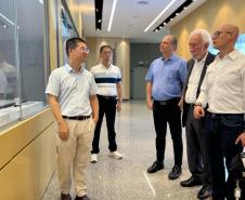 Missão paranaense conhece maior fabricante de pneus pesados da China e prospecta investimentos