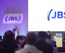 Com investimento de R$ 1 bilhão, JBS inaugura duas novas unidades em Rolândia