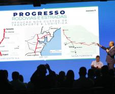 Estado apresenta políticas bem-sucedidas em todas as áreas no maior evento de prefeitos do Sul