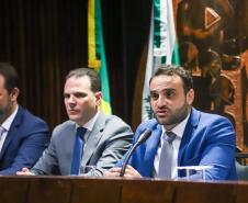 Em parceria com cartórios, Paraná acelera regularização de barracões industriais