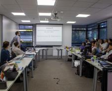 Reunião do secretário Marco Brasil com funcionários da SEIC