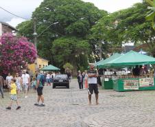 Setor de serviços no Paraná cresce acima da média nacional em agosto