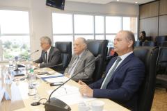 Secretário da Indústria, Comércio e Serviços Ricardo Barros em reunião do Conselho do Sebrae na segunda-feira (20). Na oportunidade, o secretário levou a proposta do governador Ratinho Jr para que o Estado e prefeituras façam mais compras das micro e pequenas empresas do próprio estado. Foto: Jonas Oliveira/SEIC