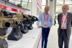 A missão paranaense liderada pelo vice-governador Darci Piana chegou neste domingo (10) à metade da viagem internacional de seis dias de negócios na China. Durante o dia, a comitiva visitou diversos estandes da Feira Internacional de Investimentos e Comércio da China (CIFIT), na cidade de Xiamen