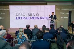 Governador destaca importância dos serviços na economia em expansão de shopping
