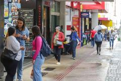 Número de empresas abertas cresce 32,55% no Paraná no 1º trimestre de 2025