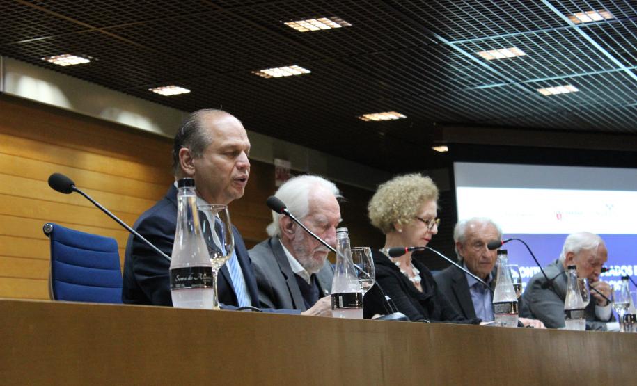 Seic apresenta plano de internacionalização do PR ao corpo consular