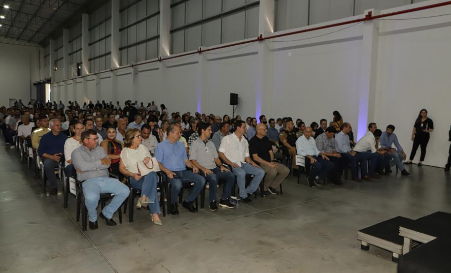 O governador Carlos Massa Ratinho Junior participou da ampliação da LightSweet em Marialva