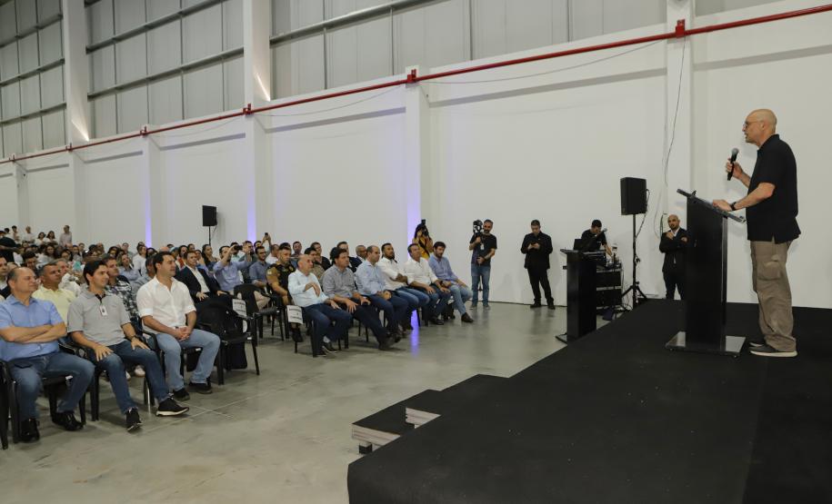 O governador Carlos Massa Ratinho Junior participou da ampliação da LightSweet em Marialva
