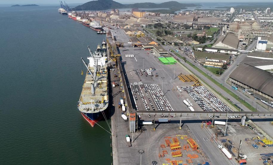 Exportações do Paraná crescem 15,3% nos primeiros cinco meses e chegam a US$ 9,8 bilhões