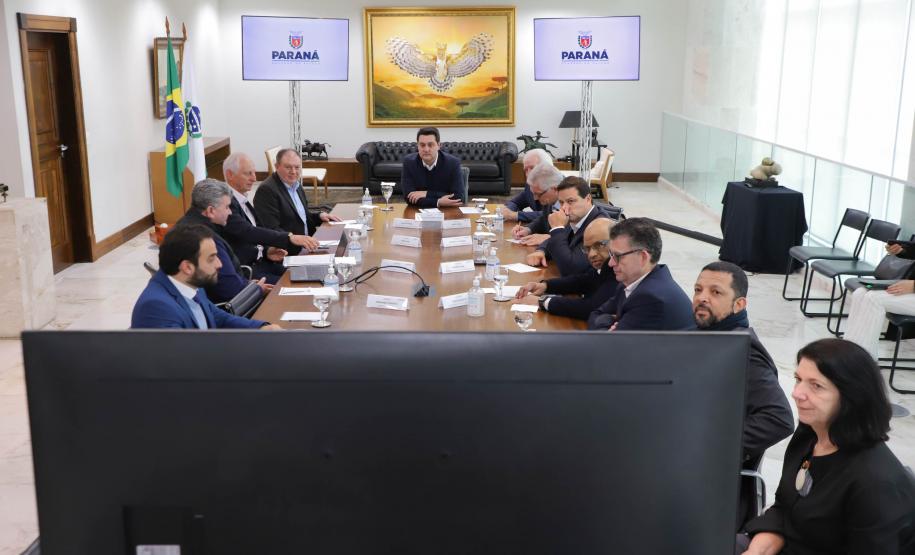 Reunião do governador Ratinho Jr com a Cooperativa Agrária para anunciar investimento de R$ 500 milhões em nova maltaria em Guarapuava