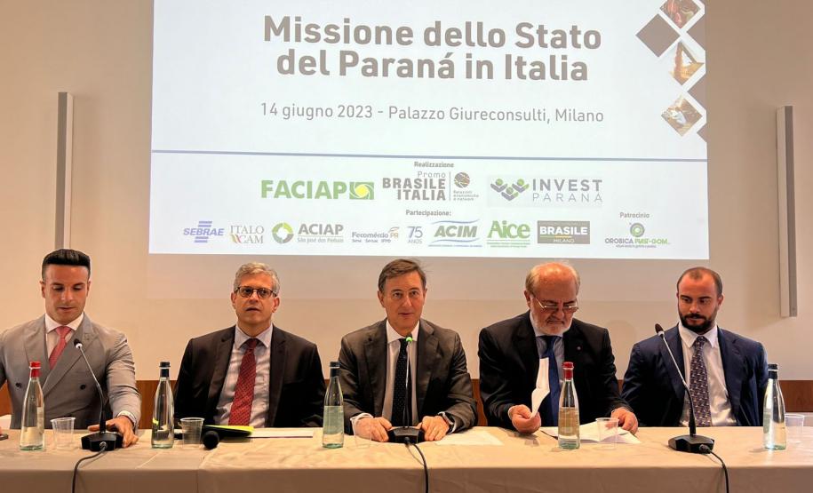 Invest Paraná prospecta negócios em missão na Itália