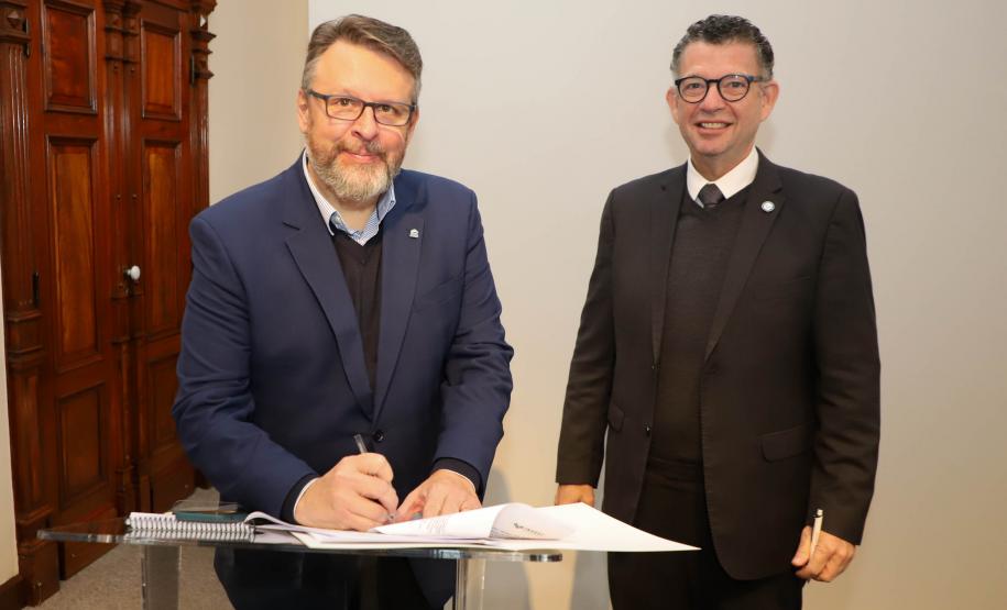 BRDE e Invest Paraná firmam acordo para expandir programas de incremento à economia