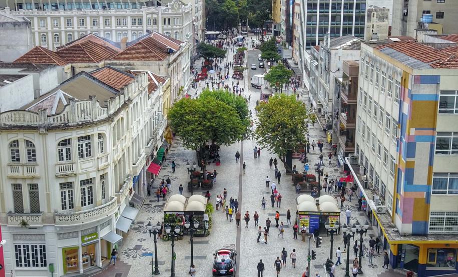 Paraná alcança saldo de 78 mil novas empresas registradas na Junta Comercial no primeiro semestre de 2023