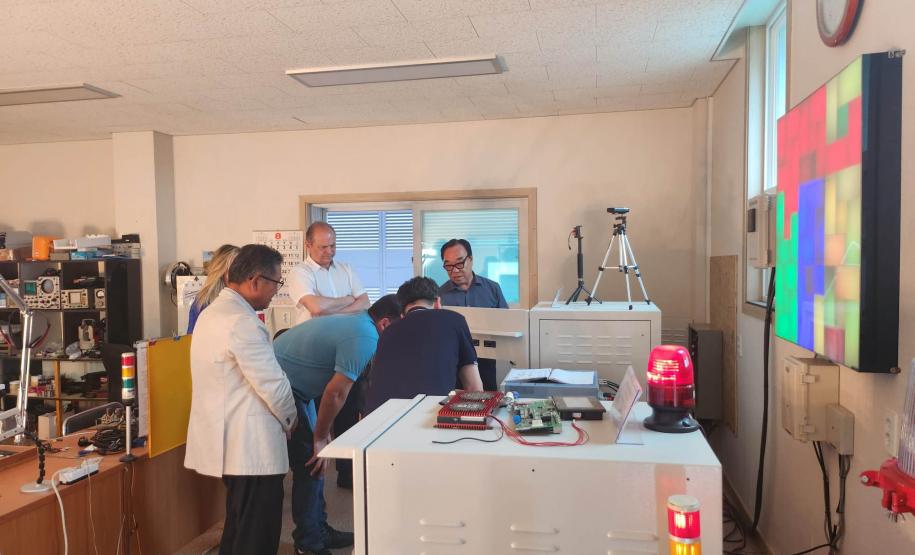 O secretário estadual da Indústria, Comércio e Serviços, Ricardo Barros, esteve nessa semana em missão à Coreia do Sul para prospectar novos investimentos do país asiático no Paraná. Foto: SEIC-PR