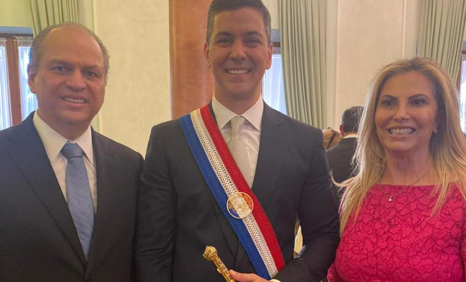 Comitiva do Paraná participa da posse do presidente do Paraguai para estreitar ainda mais relação bilateral