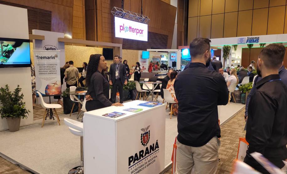 Paraná participa de feira em Assunção para estreitar relação comercial com Paraguai