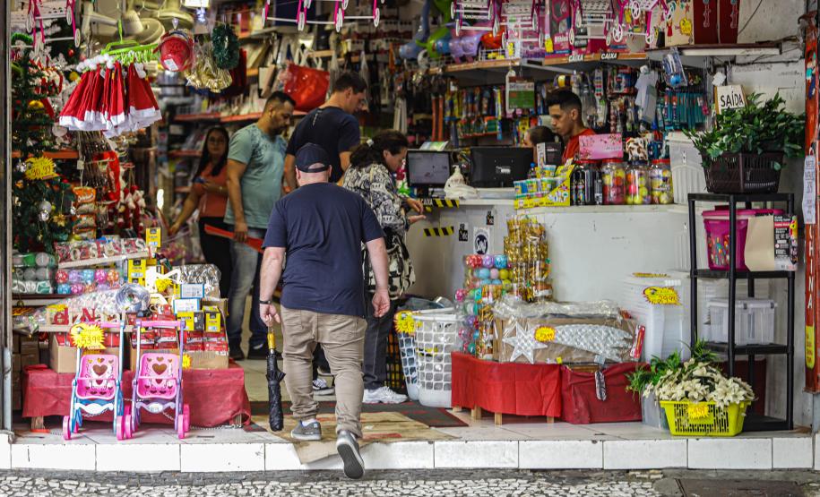 Paraná mantém liderança na região Sul em tempo de abertura de empresas
