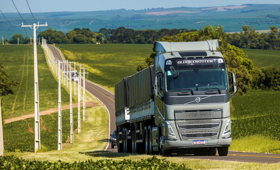 Com mercado de caminhões em alta, Paraná alcança novas marcas expressivas no setor