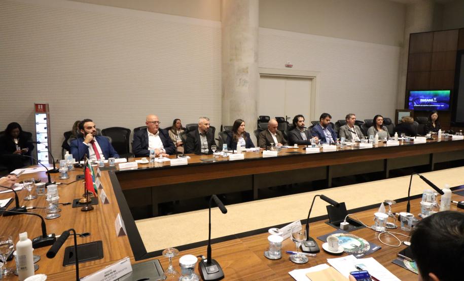 Comitiva de empresários chineses visita Paraná para prospectar novas parcerias