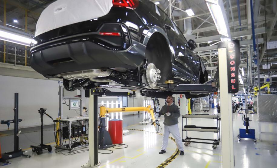 Indústria paranaense fecha 2023 com alta de 1,5%, melhor resultado da região Sul