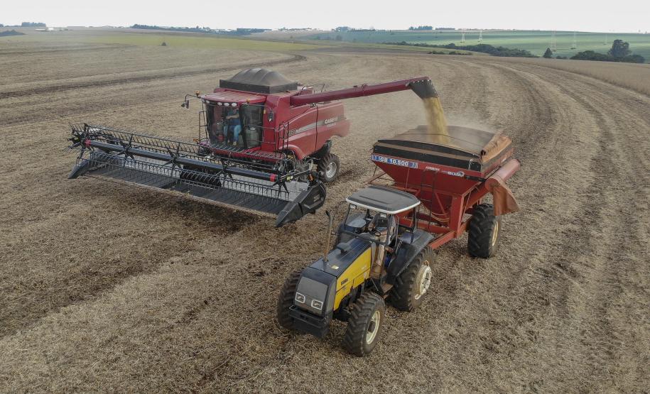 PIB do Paraná cresce o dobro da média nacional em 2023, com alta de 5,8%