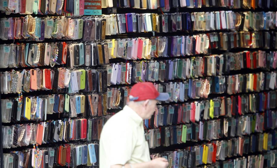 Com 8h55, Paraná bate recorde no tempo de abertura de empresas e vira 3º mais rápido