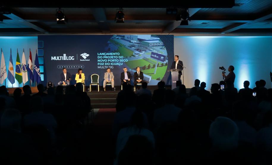 Novo Porto Seco de Foz do Iguaçu vai dobrar movimentação de cargas na tríplice fronteira