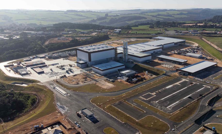 R$ 870 milhões de investimentos: fábrica da Ambev em Carambeí está 80% pronta