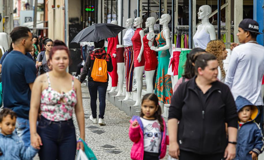 Apenas 9 horas: Paraná segue com destaque nacional no tempo de abertura de empresas