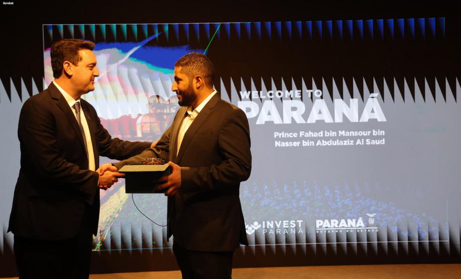 Governador mostra potenciais econômicos do Paraná a príncipe da Arábia Saudita