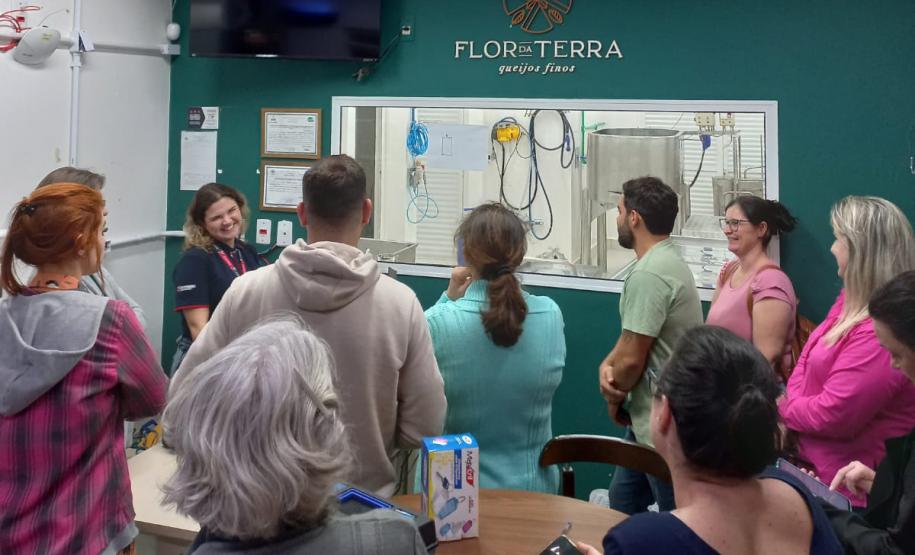 Visita a Queijaria Flor da Terra