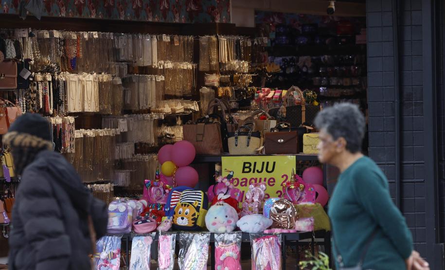 Paraná completa 10 meses com tempo médio de abertura de empresas abaixo de 10 horas