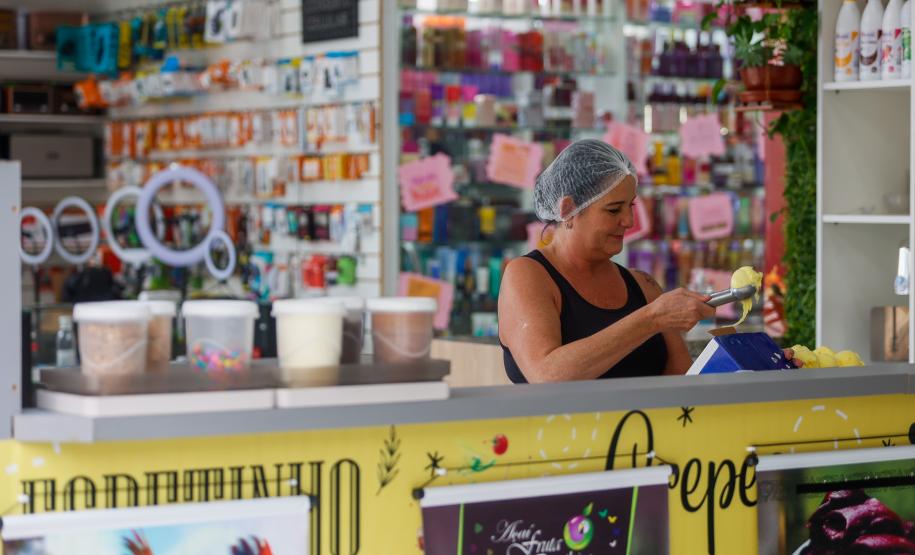 Vendas do comércio crescem 5,6% de janeiro a novembro de 2024 no Paraná