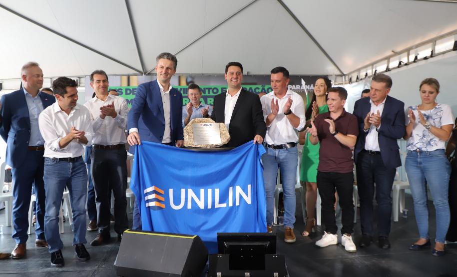 Empresa de pisos laminados investe R$ 70 milhões em fábrica em Piên, na RMC