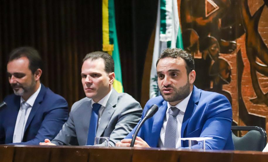 Em parceria com cartórios, Paraná acelera regularização de barracões industriais