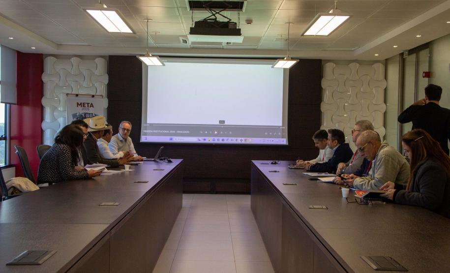 Governo apresenta iniciativas e possibilidades no setor agroindustrial para cooperativas