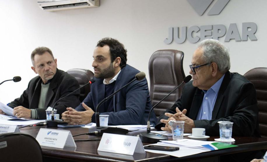 Jucepar moderniza sistema e amplia acesso a dados de empresas do Paraná