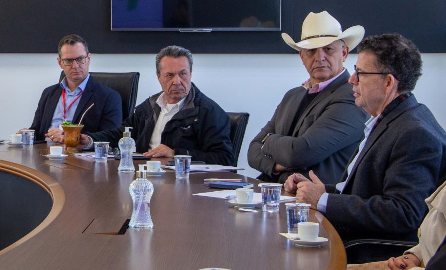 Governo apresenta iniciativas e possibilidades no setor agroindustrial para cooperativas